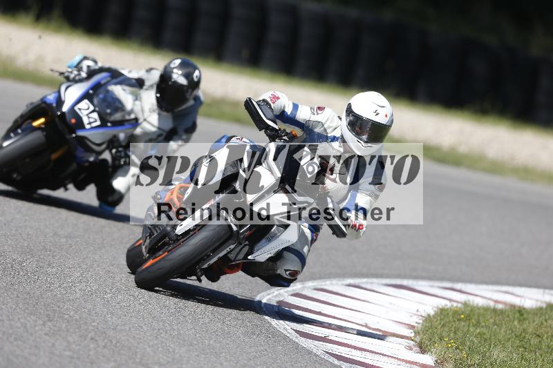 Archiv-2025/48 25.08.2025 Cornu Master School ADR/rot-rouge/24